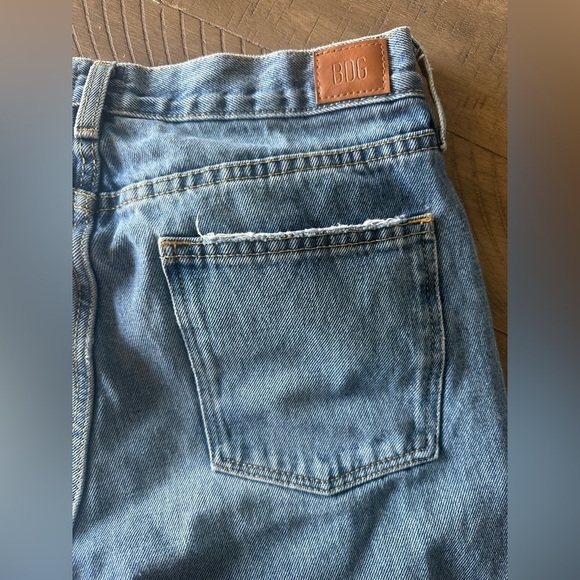 Urban Outfitters BDG Bootcut Distressed High Rise Jeans Women’s size 30​​ - Picture 8 of 16